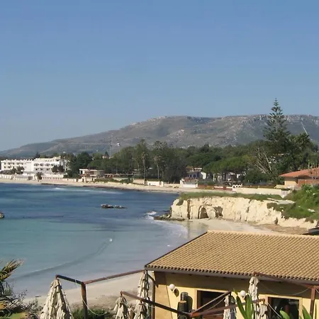 Liano Air-conditioned Environment Near The Sea Villa